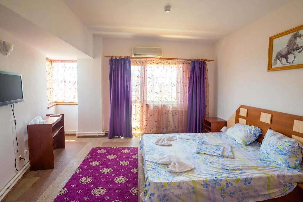 Hostel Nova Route Năvodari 외부 사진