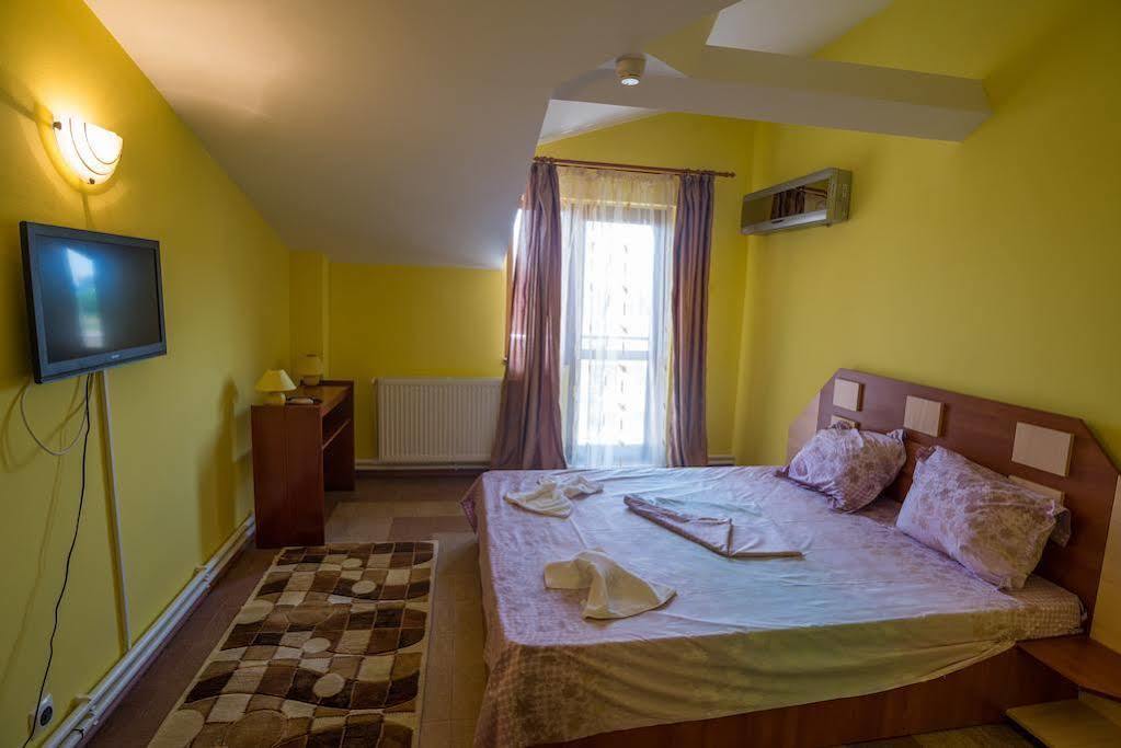 Hostel Nova Route Năvodari 외부 사진